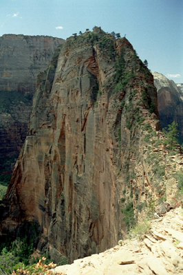 Angels Landing Trail 08_Steilwand-1