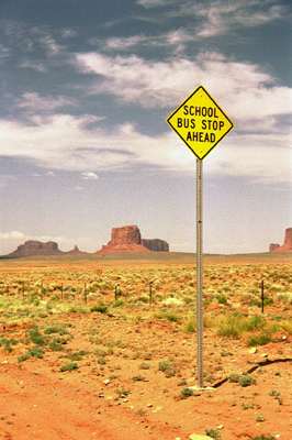 Monument Valley_schoolbussto-1